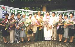 『뇌종양』으로 죽은 동생 위해 사제가 된 서울대교구 이문환 신부